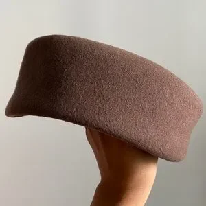 Beautiful Vintage Brown Doeskin Felt 100% Wool Pill Box Hat Geo W Bollman Co Inc Vintage | Accessories | Beautiful Vintage Brown Doeskin Felt  main image 2